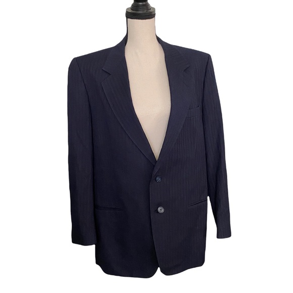 Sold!!!!!Neiman Marcus Navy Blue Pin Striped Blazer - Picture 2 of 14